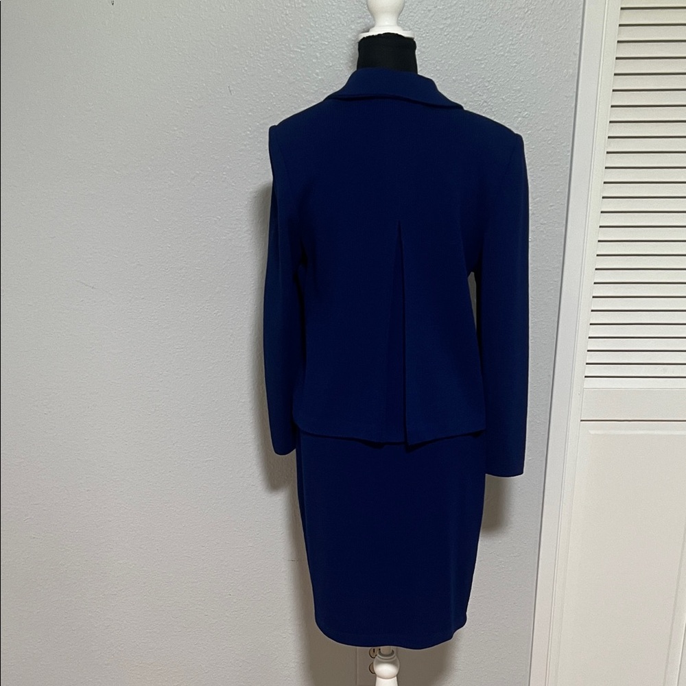 St. John Collection Vivid Blue Knit Suit – Skirt & Jacket - Picture 3 of 9